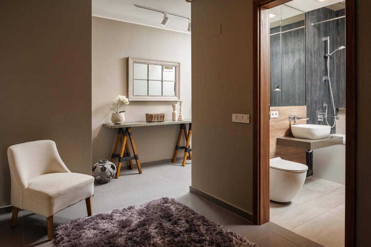 Cosmopolit Booking Braşov Dış mekan fotoğraf