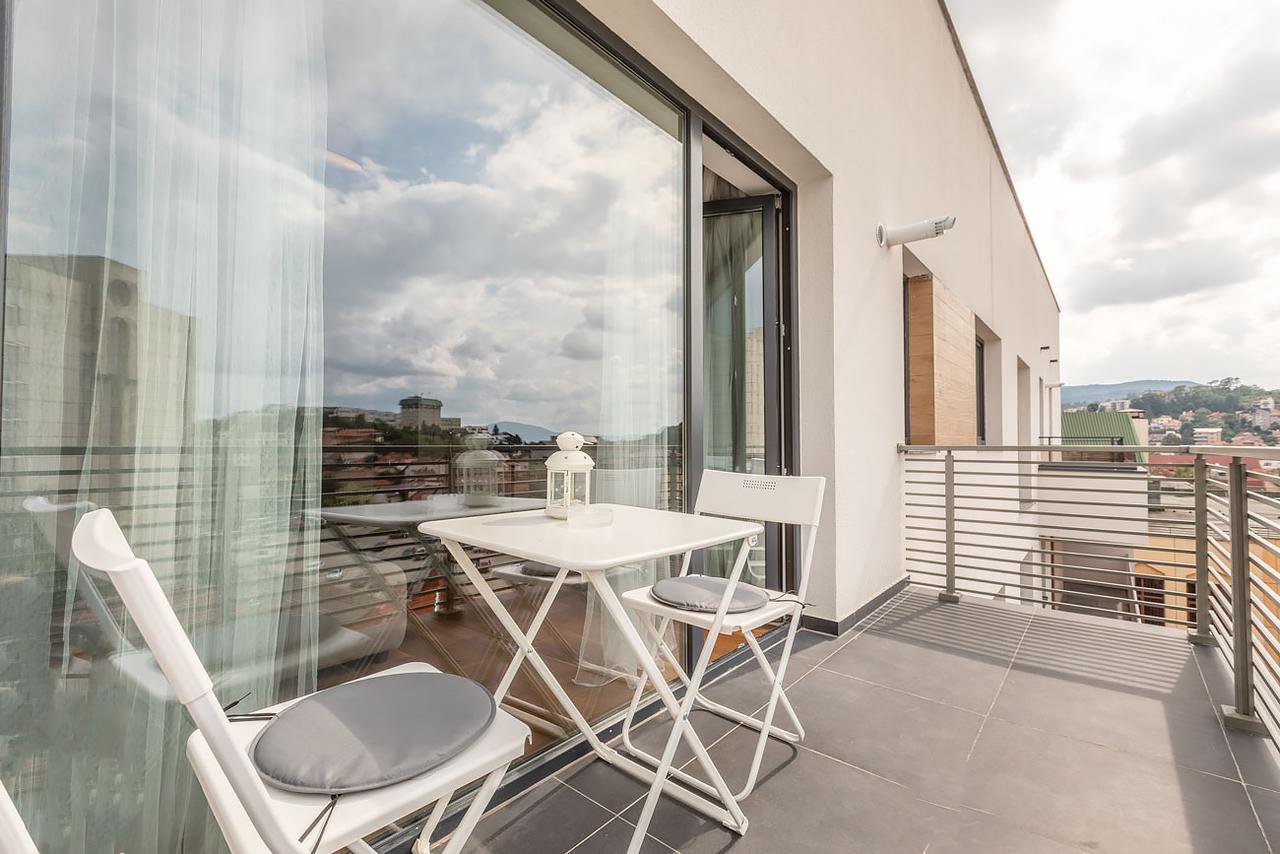 Cosmopolit Booking Braşov Dış mekan fotoğraf