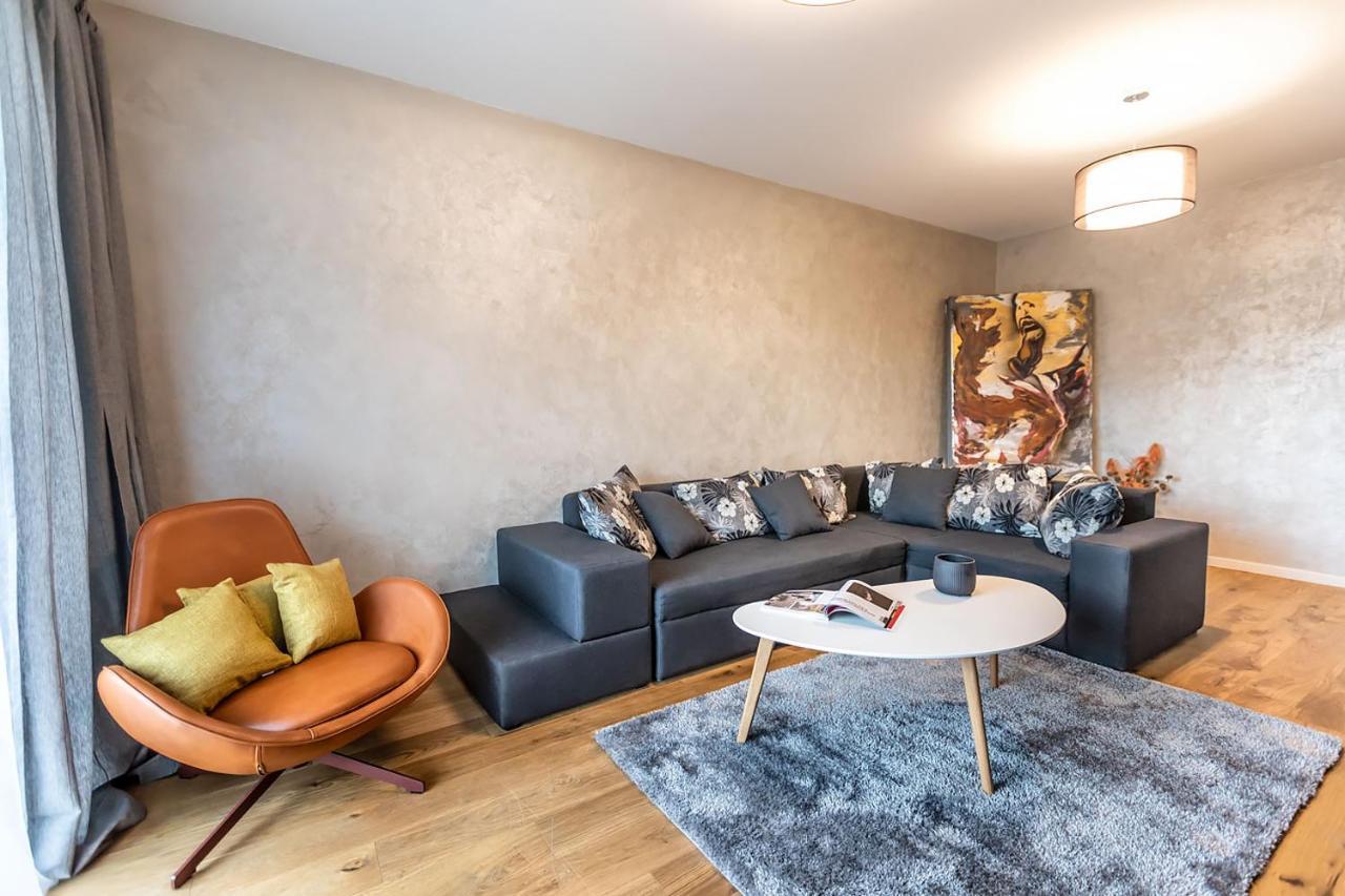 Cosmopolit Booking Braşov Dış mekan fotoğraf