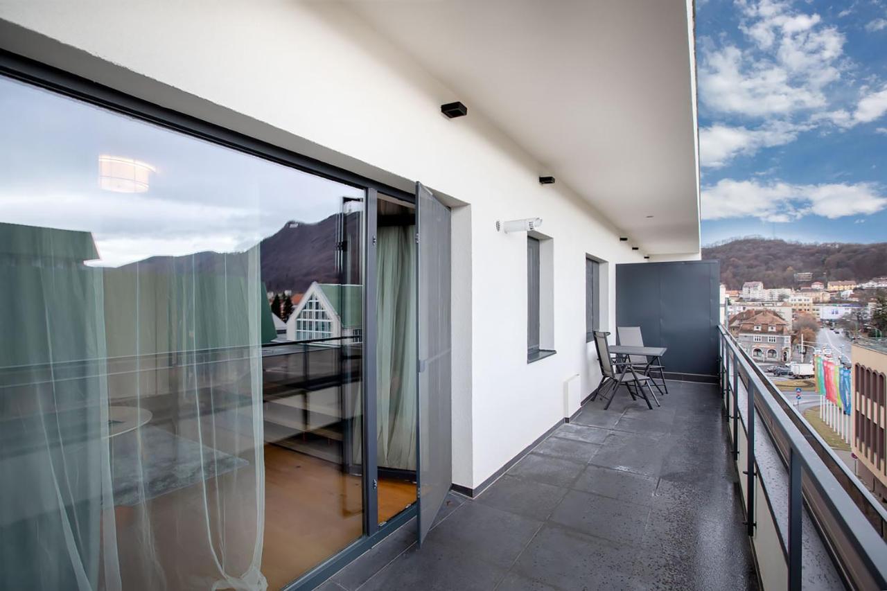 Cosmopolit Booking Braşov Dış mekan fotoğraf